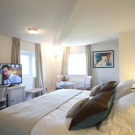 Chateau De La Motte Fenelon Hotell Cambrai