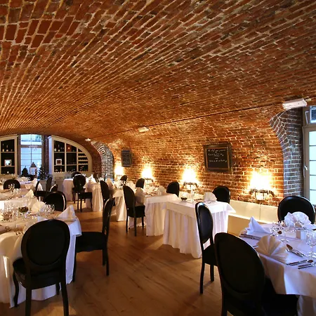 Chateau De La Motte Fenelon מלון 3*