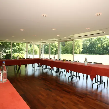 Chateau De La Motte Fenelon מלון 3*