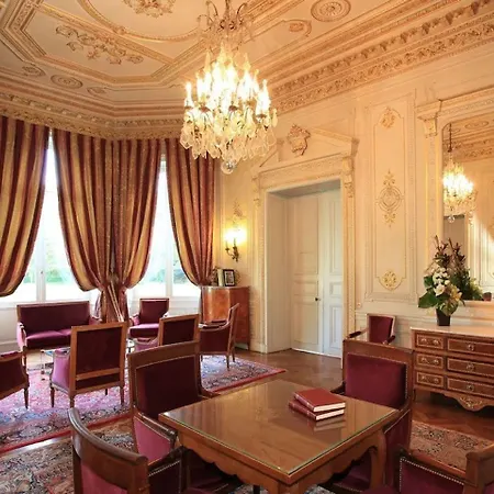 מלון Chateau De La Motte Fenelon