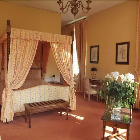 Chateau De La Motte Fenelon Hotell Cambrai