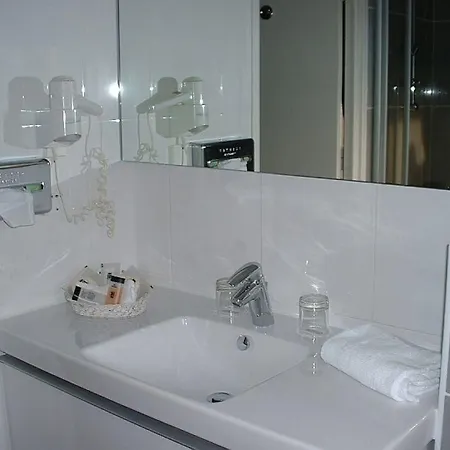 Chateau De La Motte Fenelon מלון קמברה