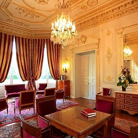 Hotel Chateau De La Motte Fenelon 3*