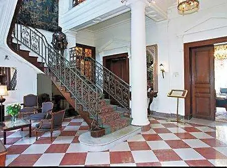 Hotel Chateau De La Motte Fenelon Cambrai
