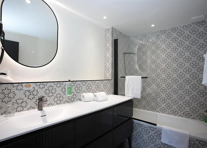 Château De La Motte Fenelon 3* Cambrai