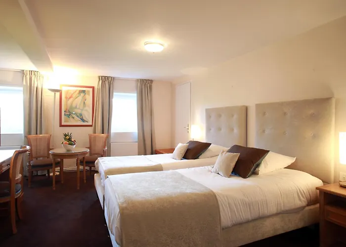 Château De La Motte Fenelon 3*