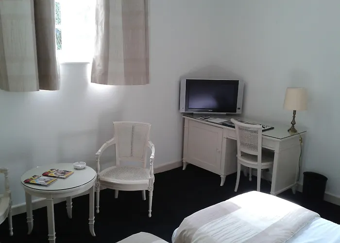 Hotel Château De La Motte Fenelon