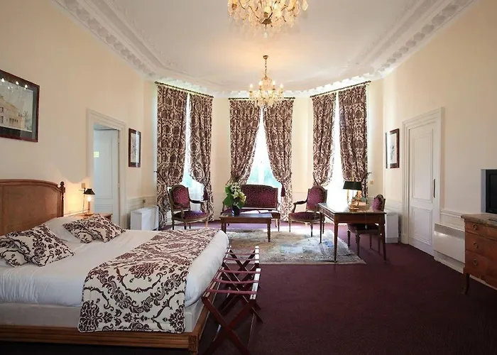 Château De La Motte Fenelon 3*