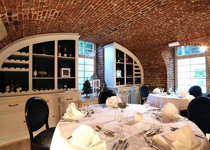 Château De La Motte Fenelon